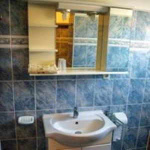Apartmani Nikolina Ražanac Zewnętrze zdjęcie
