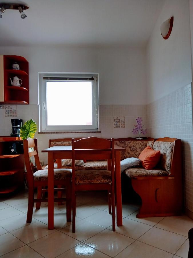 Apartmani Nikolina Ražanac Zewnętrze zdjęcie